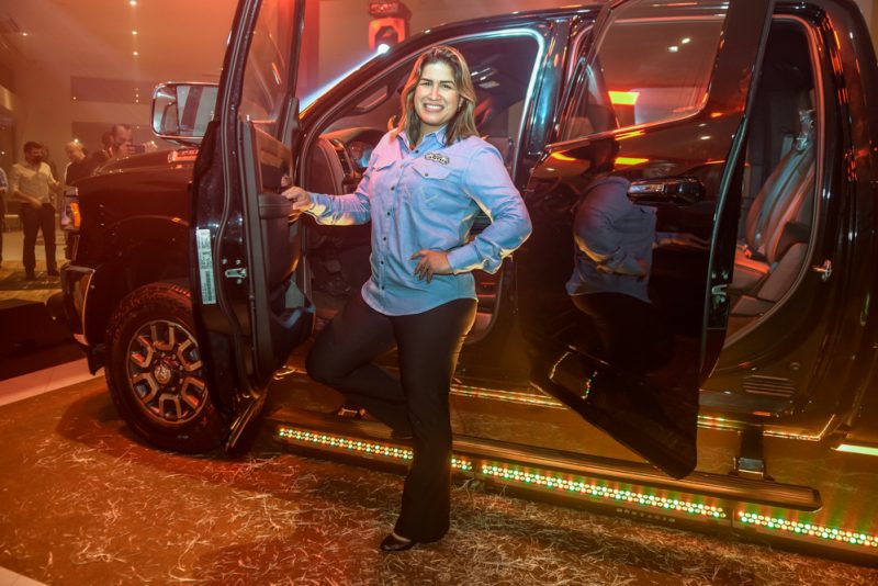 Picape Premium - Nova RAM 3500 chega causando e atrai todos os holofotes no showroom da Newsedan