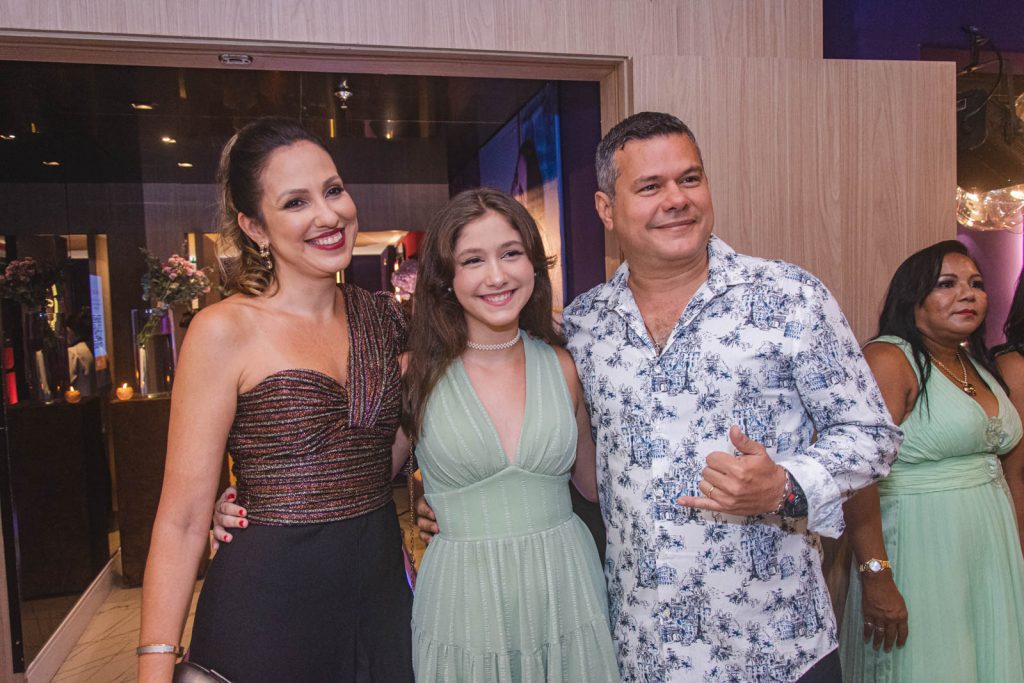 Luciana, Melina E Eduardo Frota
