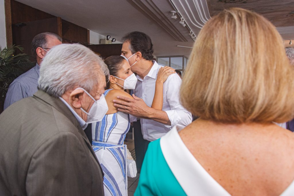 Manoela Bacelar E Camilo Santana