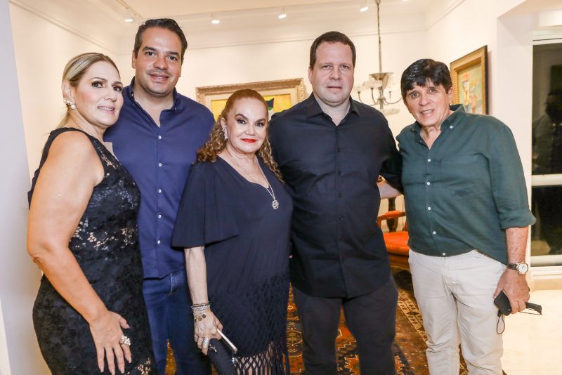 Aniversário - Edson Ventura Filho recebe amigos e familiares para celebrar nova idade em seu elegante apartamento