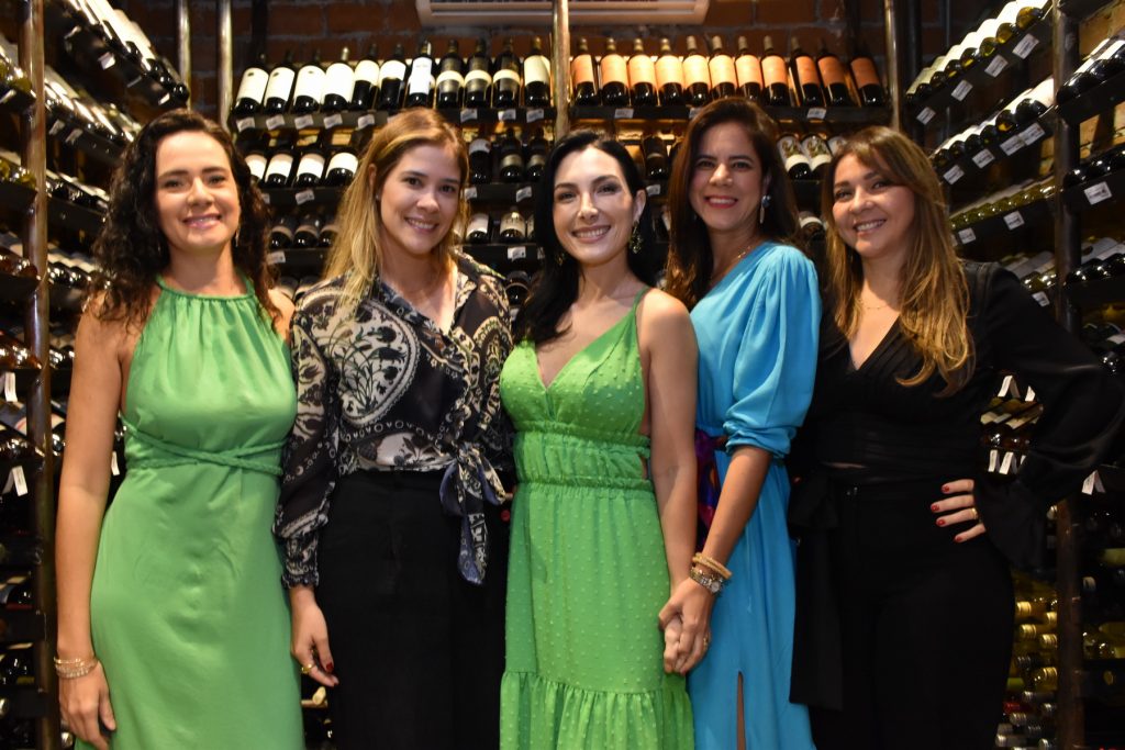 Nadine Albuquerque, Danha Pepino, Danielle Linheiro,renata Gurgel, E Leticia Rodrigues (2)