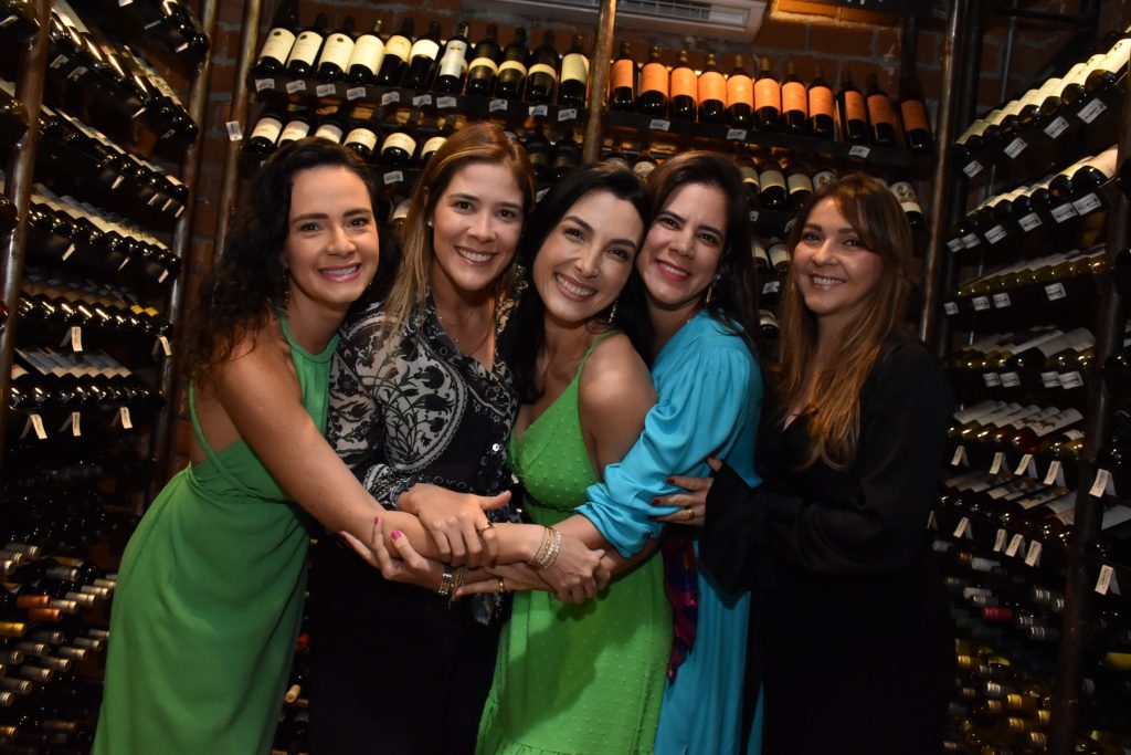 Nadine Albuquerque, Danha Pepino, Danielle Linheiro,renata Gurgel, E Leticia Rodrigues (3)