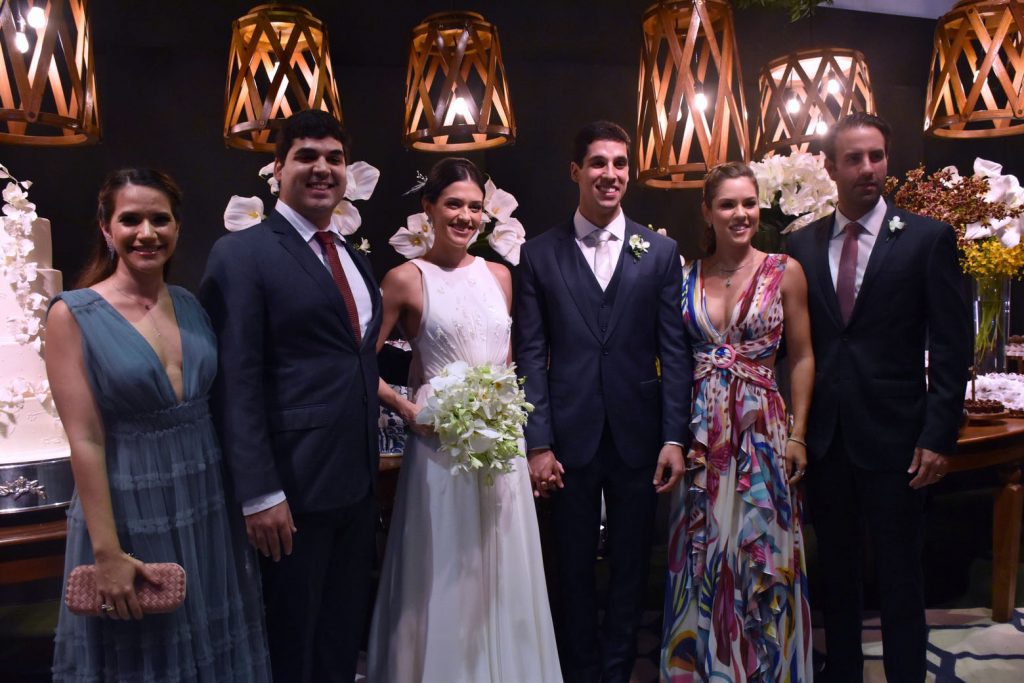 Noivos Com Padrinhos (10)