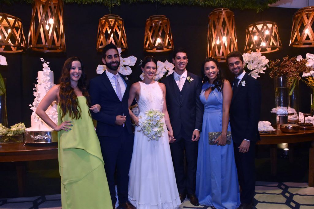 Noivos Com Padrinhos (7)