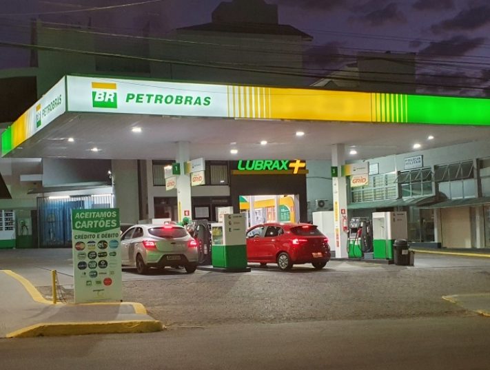 Petrobras justifica alta de preços dos combustíveis evita desabastecimento