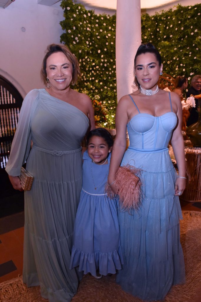 Uêda Bastos , Bruna Bastos E Sofi Paiva