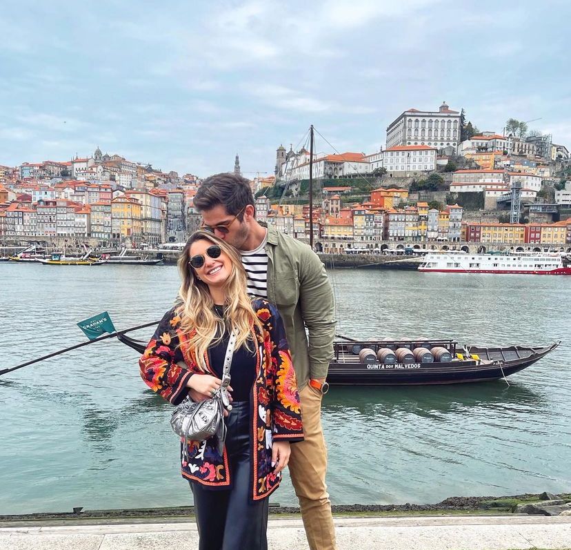 Bruna Magalhães e Ravi Macêdo celebram suas Bodas de Algodão em Portugal