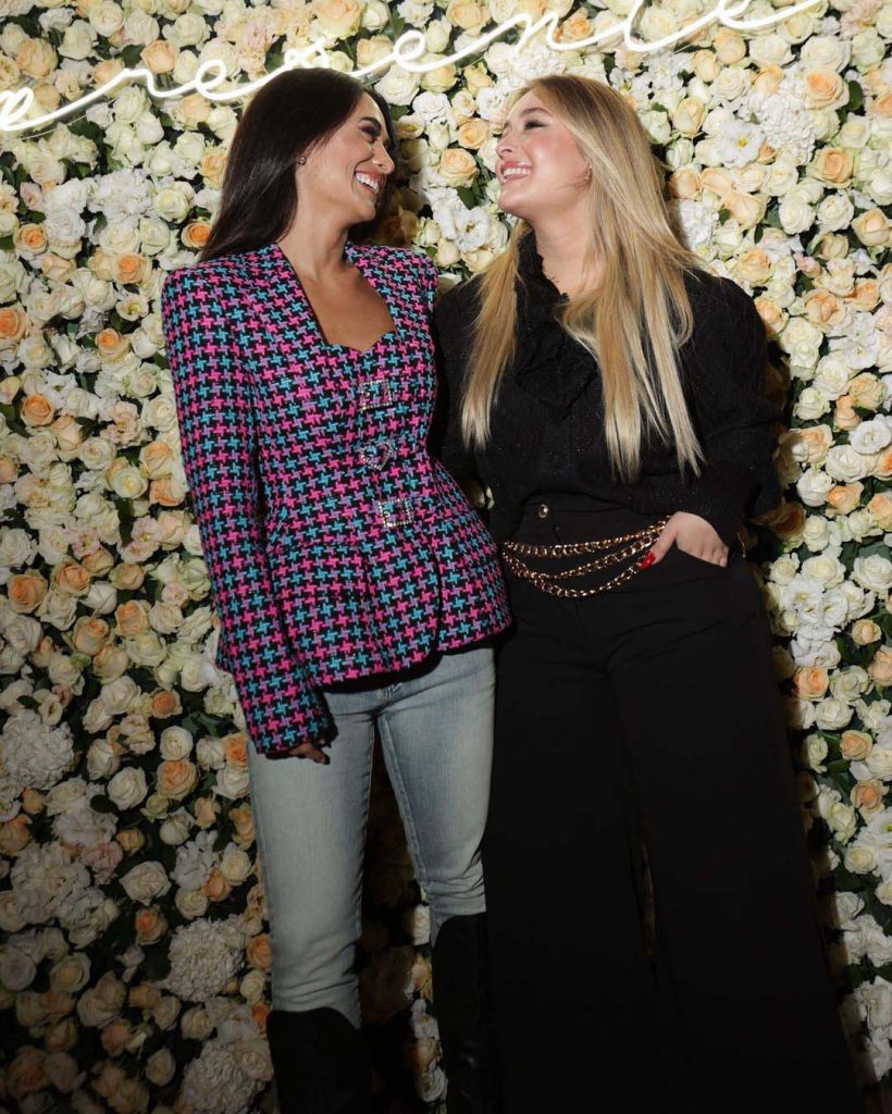 279164771 160865329725809 7806724751886858052 N