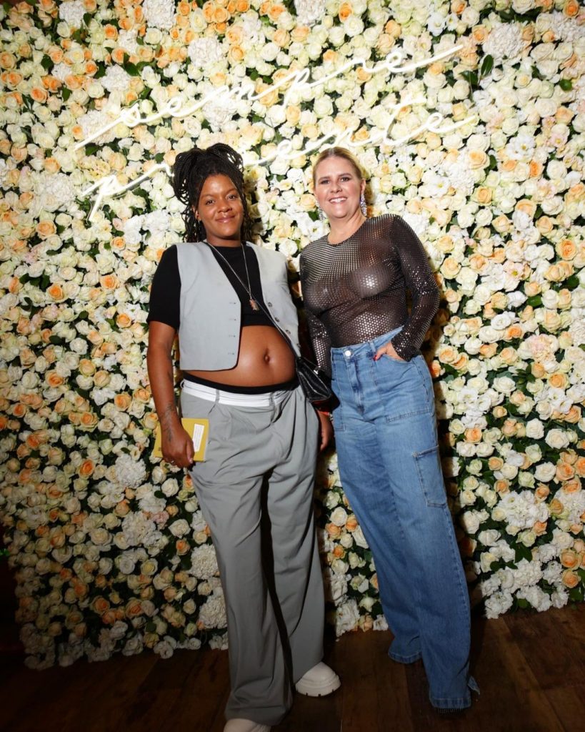 279276621 1885332704985257 3239785715833670490 N