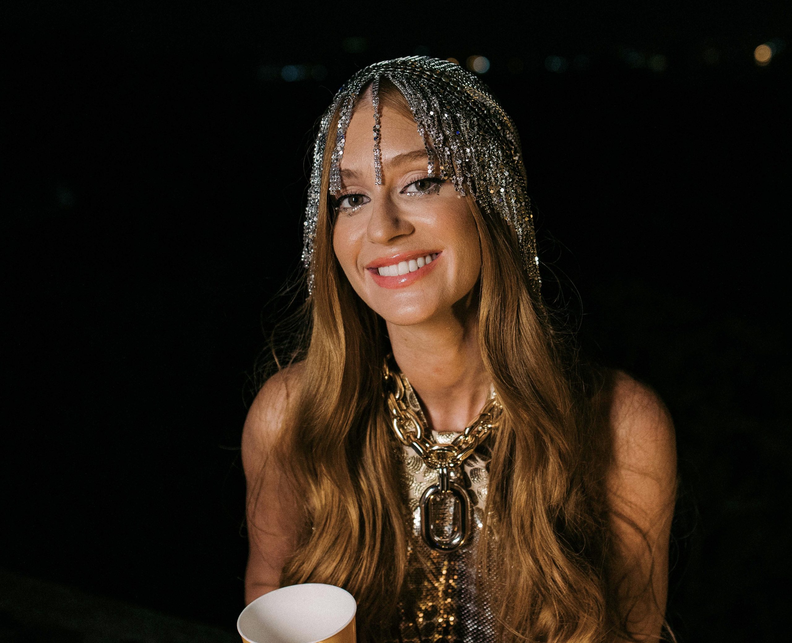 Famosos marcam presença no Carnaval da Arara