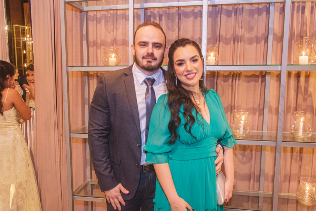 Adilson Pinho E Carla Alves