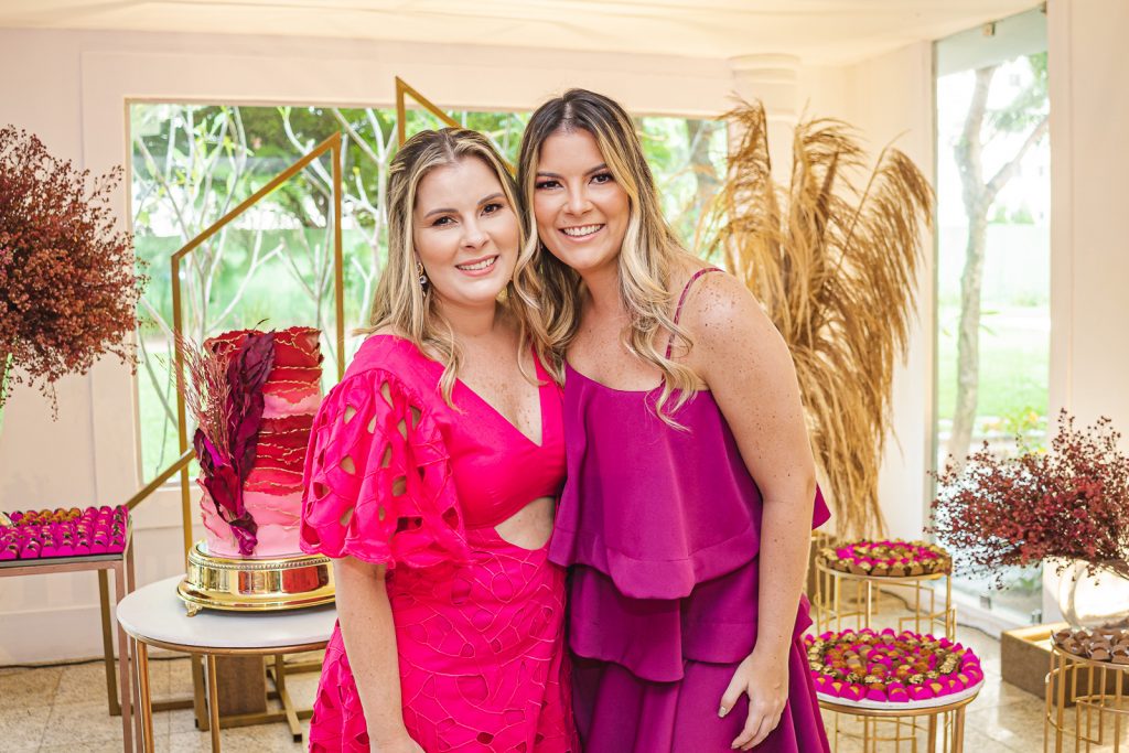 Adriana Loureiro E Lurdinha Brasil