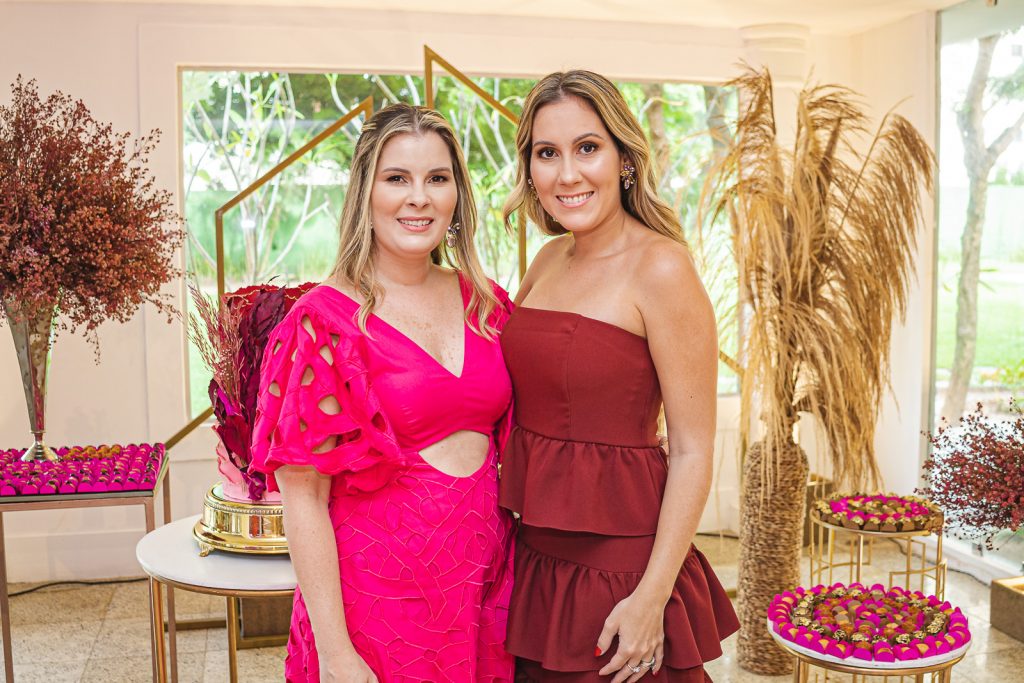 Adriana Loureiro E Paula Rolim