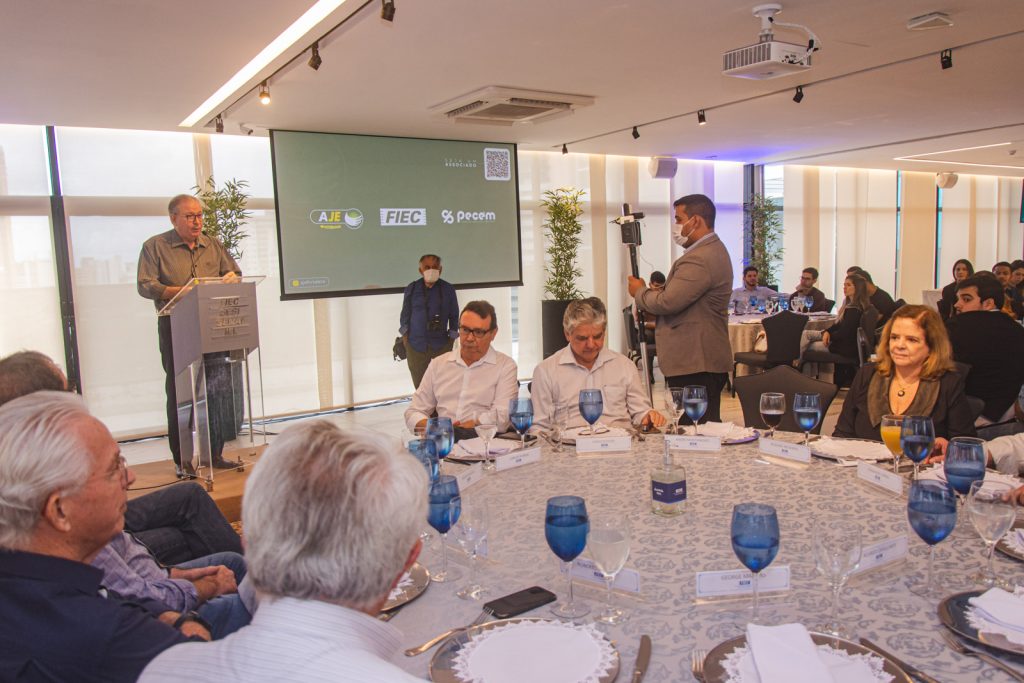 
				Almoco Aje Com Danilo Serpa 
				