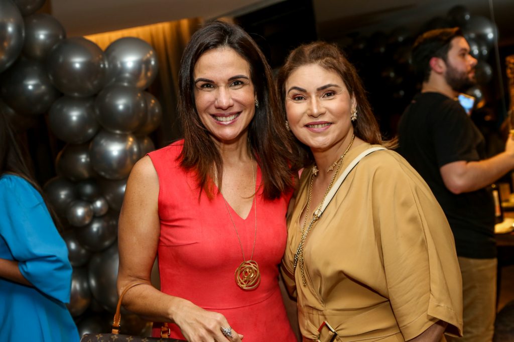 Ana Virginia Martins E Luciana Falcão