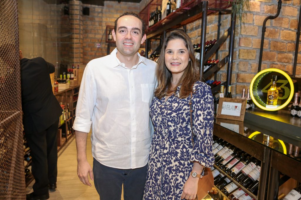 Andre E Angelica Carvalho