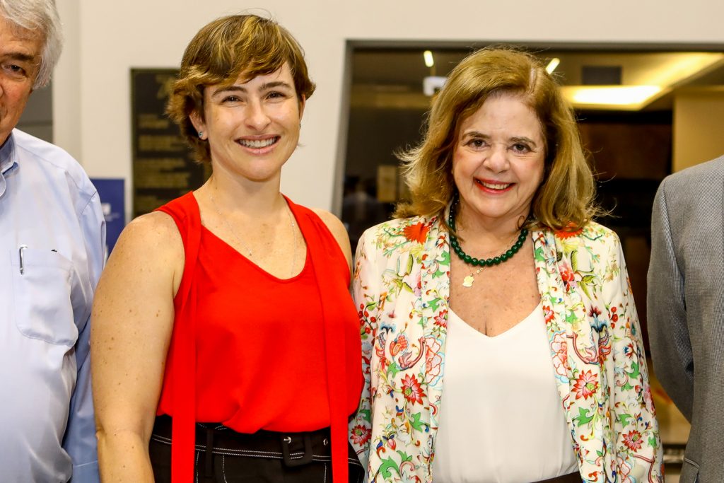 Bia Fiuza E Roseane Medeiros