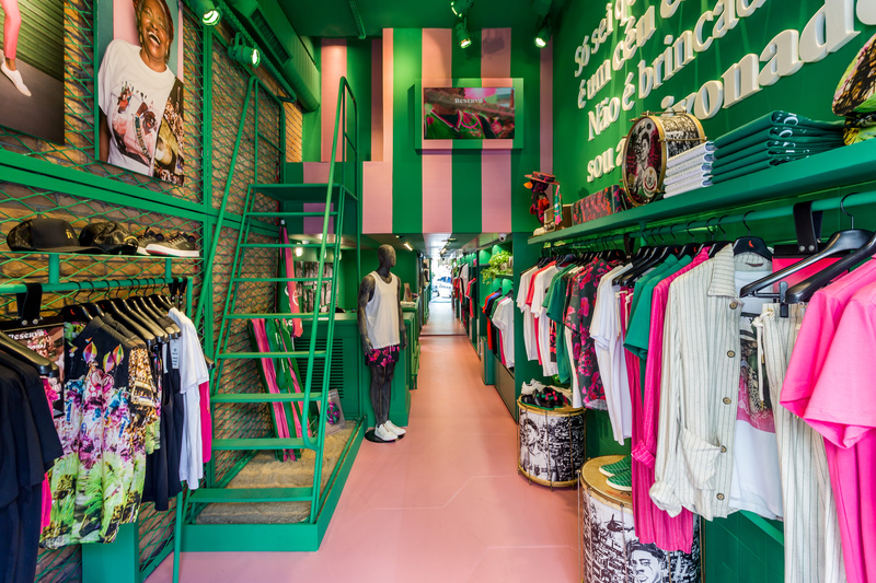 Collab Reserva + Mangueira ganha pop-up store em Ipanema