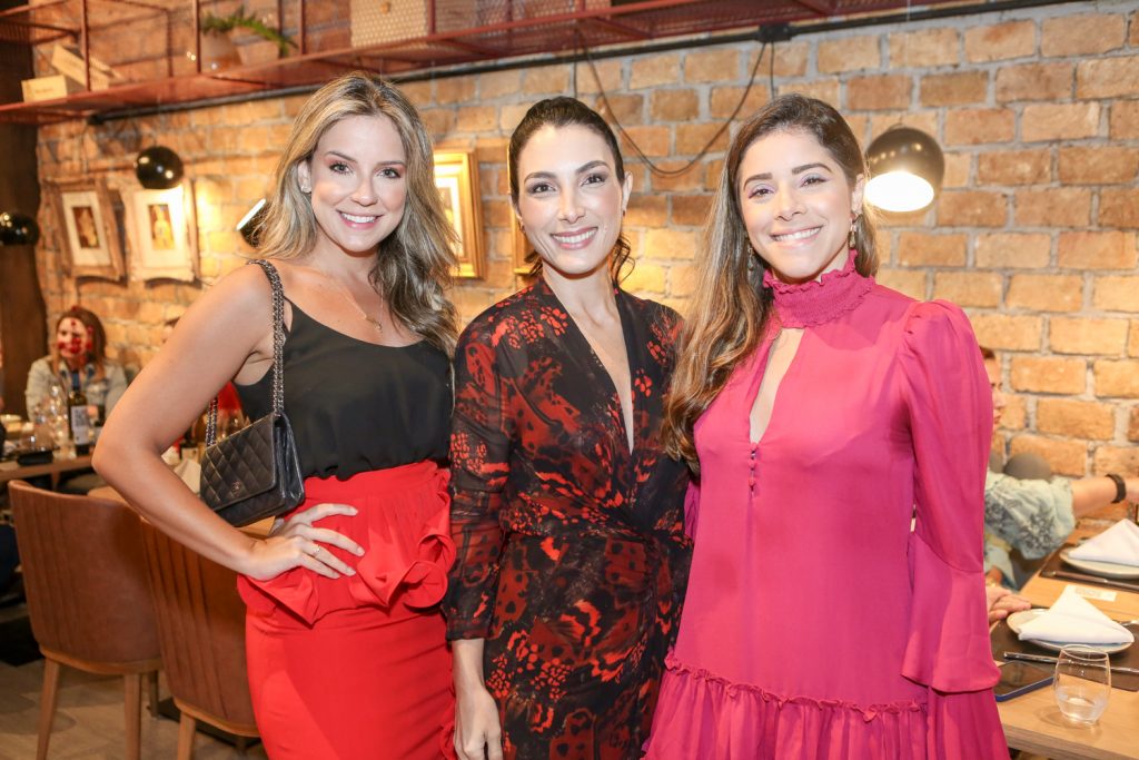 Fernanda Levi, Danielle Linheiro E Elaine Alves
