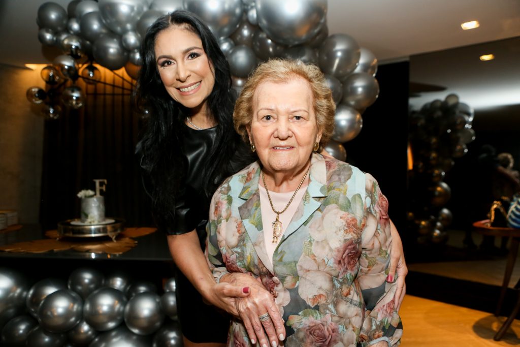 Fernanda Sousa E Doninha Feitosa,