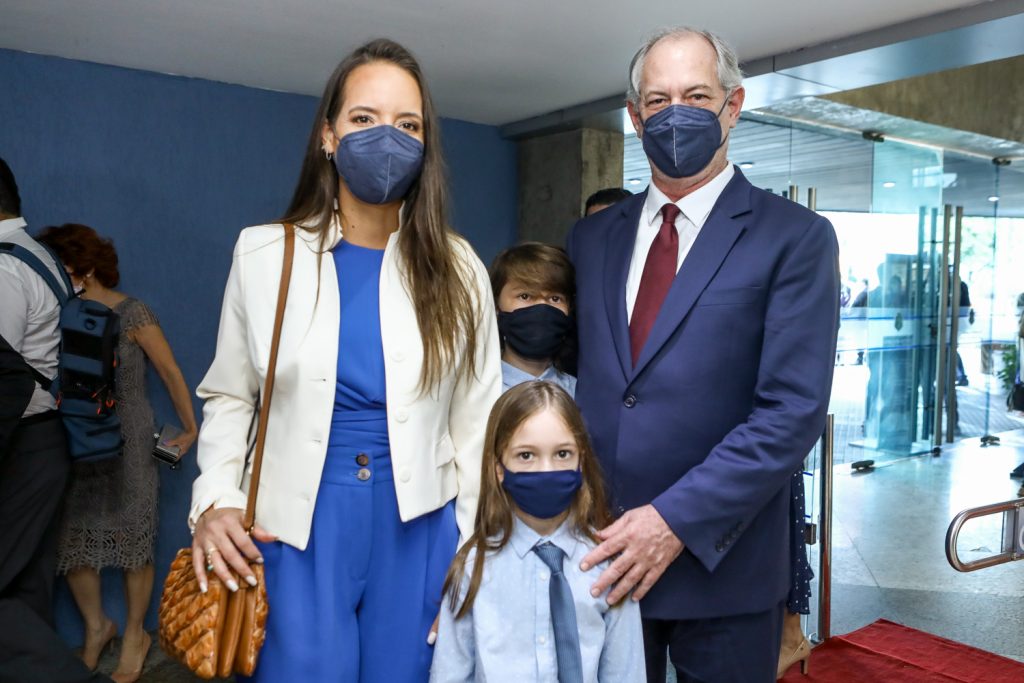 Gisela Bezerra, Tel Araujo, Gael E Ciro Ferreira Gomes