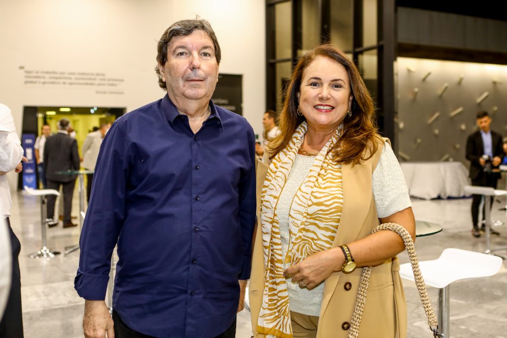 Heitor Studart E Ana Luiza Costa Lima