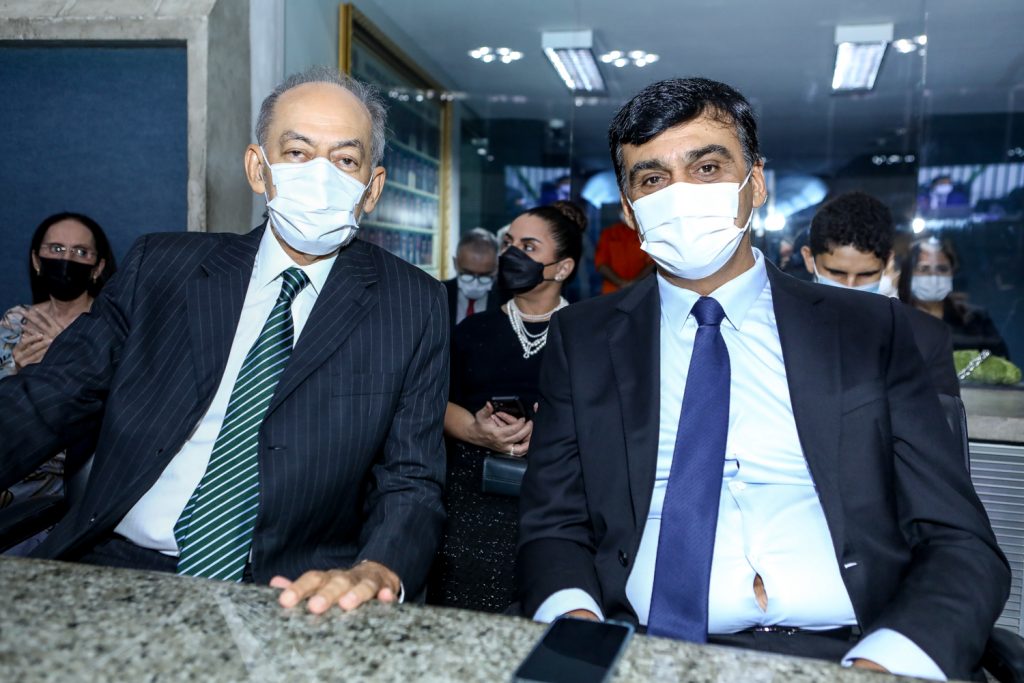 Inacio Arruda E Naomi Amorim