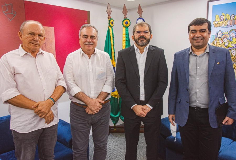 Presidente do BNB anuncia novo fundo para financiar obras de infraestrutura