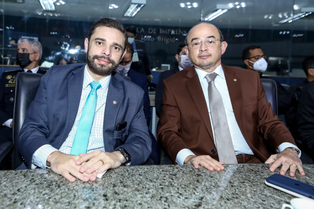 Julio Cesar E Sergio Aguiar