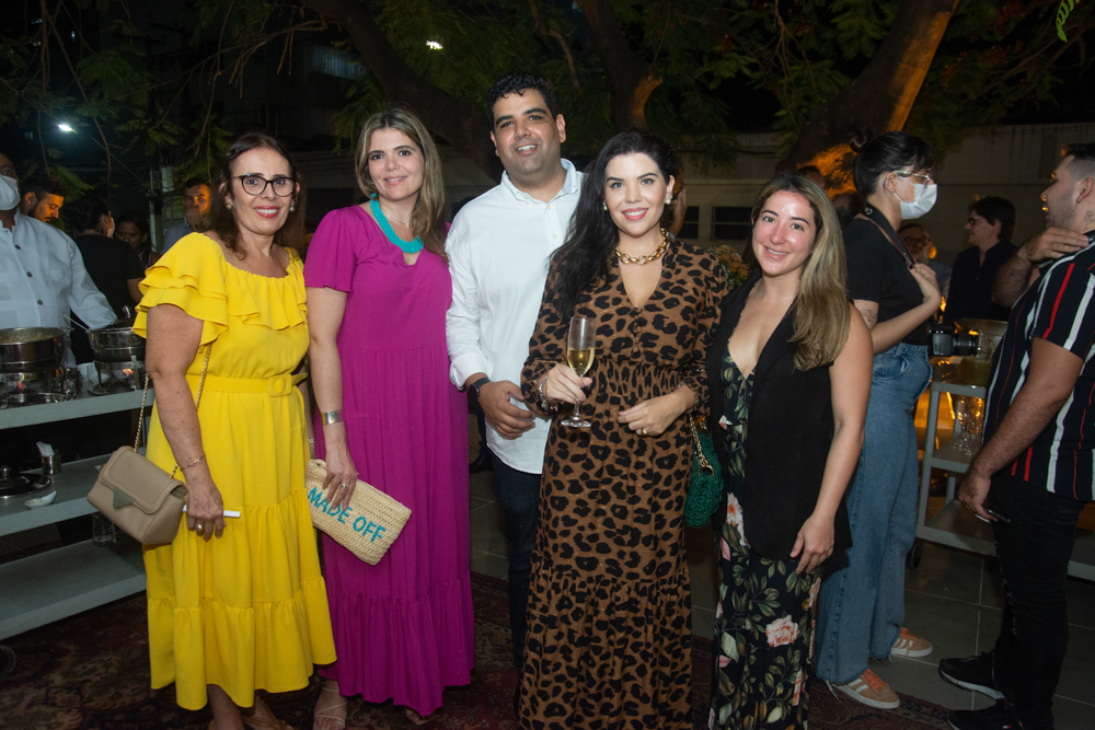 Katia Maranhão, Sabrina Pinheiro, Enrico Pinheiro, Erica Pinheiro E Nubyhelia Carvalho (1)