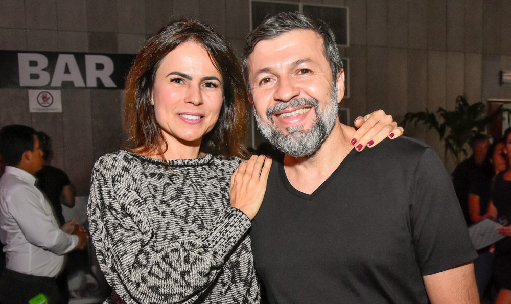 Luciana Sousa E Élcio Batista