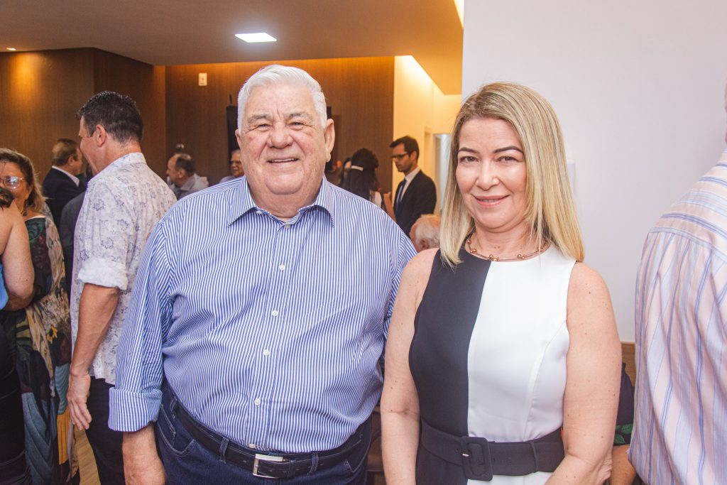 Luiz Girao E Fabiana Pimentel