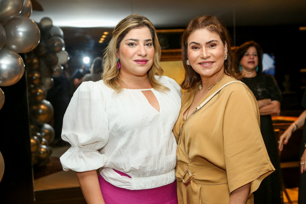 Manu Romcy E Luciana Falcão