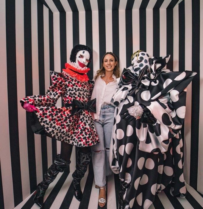 Maria Barros Artsy Party Carol Bassi Crédito Pridia