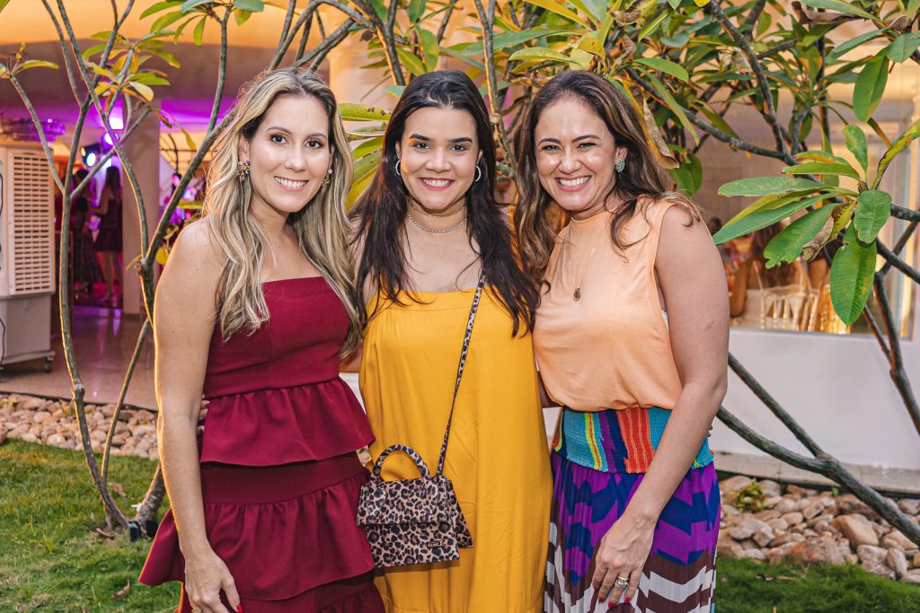 Paula Rolim, Priscila Leal E Bia Bezerra