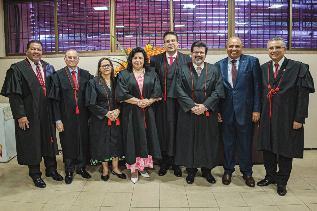 Raimundo Nonato, Rosilene Facundo, Nailde Pinheiro, Everardo Lucena, Segio Parente, Teodoro Santos E Abelaardo Morais