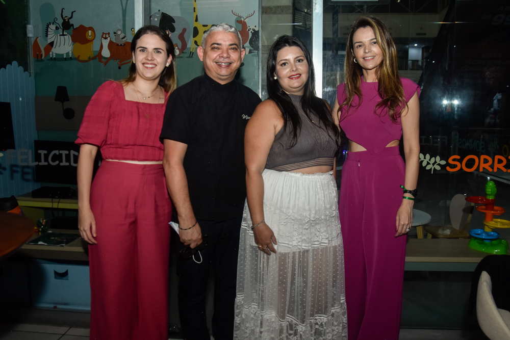 Renata Farias, Gilvan Lopes, Thais Pinheiro E Ariadna Ribeiro
