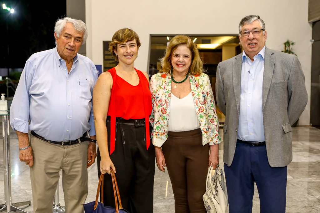 Roberto Macedo, Bia Fiuza, Roseane Medeiros E Maia Junior (1)