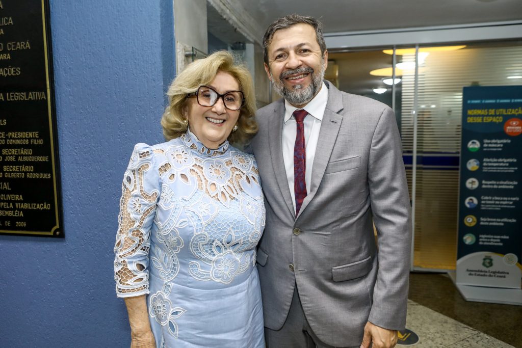 Socorro França E Elcio Batista