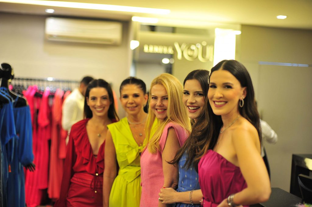 Ticiana Barreira Maria Lucia Negrao Branca Mourao Sara Torquatto Giuliana Botelho