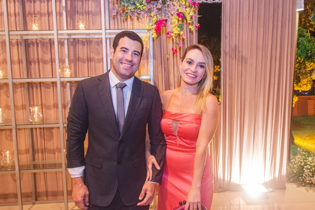 Tulio Sujete E Juliana Vasconcelos