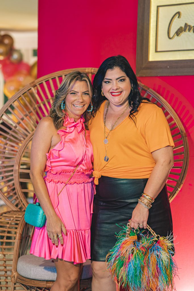 Vanessa Queiros E Viviane Almada