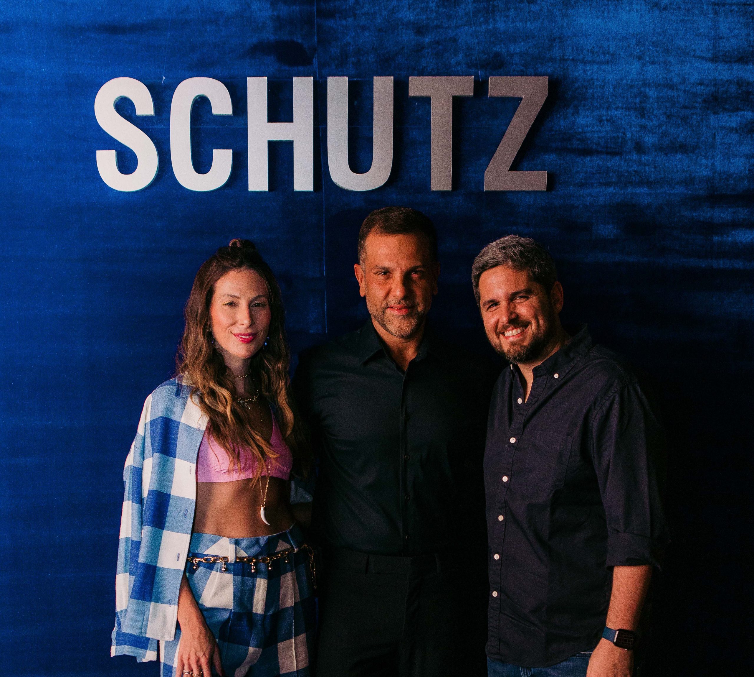 Alexandre Birman lança linha de vestuário da SCHUTZ no Fasano Rio