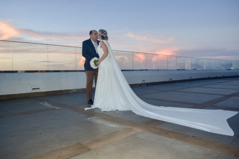 Chic & Intimista - Giselle Boris se torna a Sra. Aginaldo Lima em emocionante cerimônia ao cair da tarde