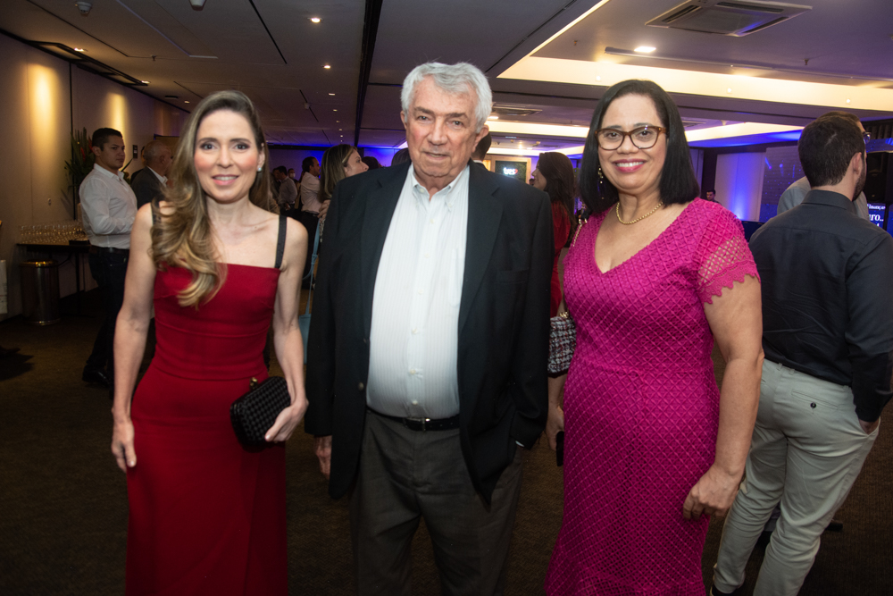 Agueda Muiz, Roberto Macêdo E Milene Pereira