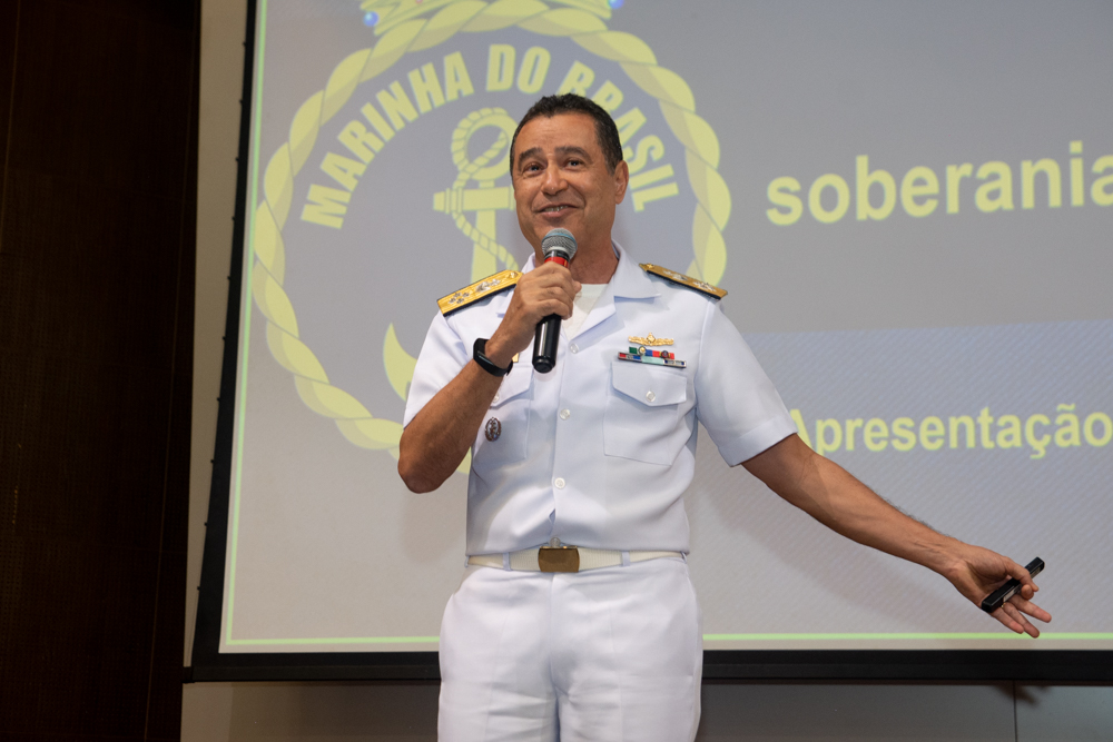Almirante Almir Garnier Santos (14)
