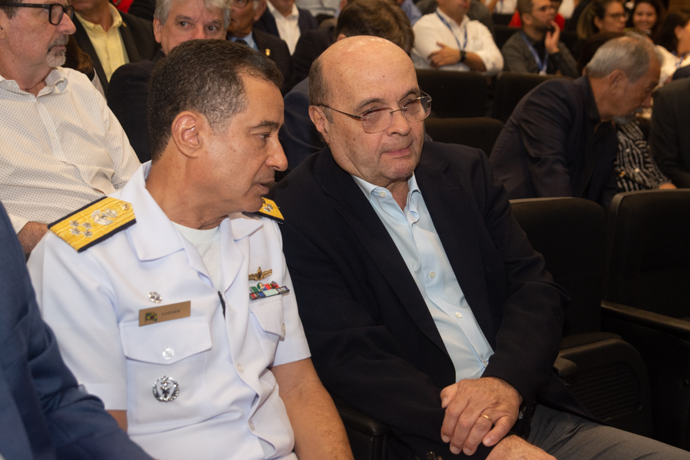 Almirante Almir Garnier Santos E Fernando Cirino