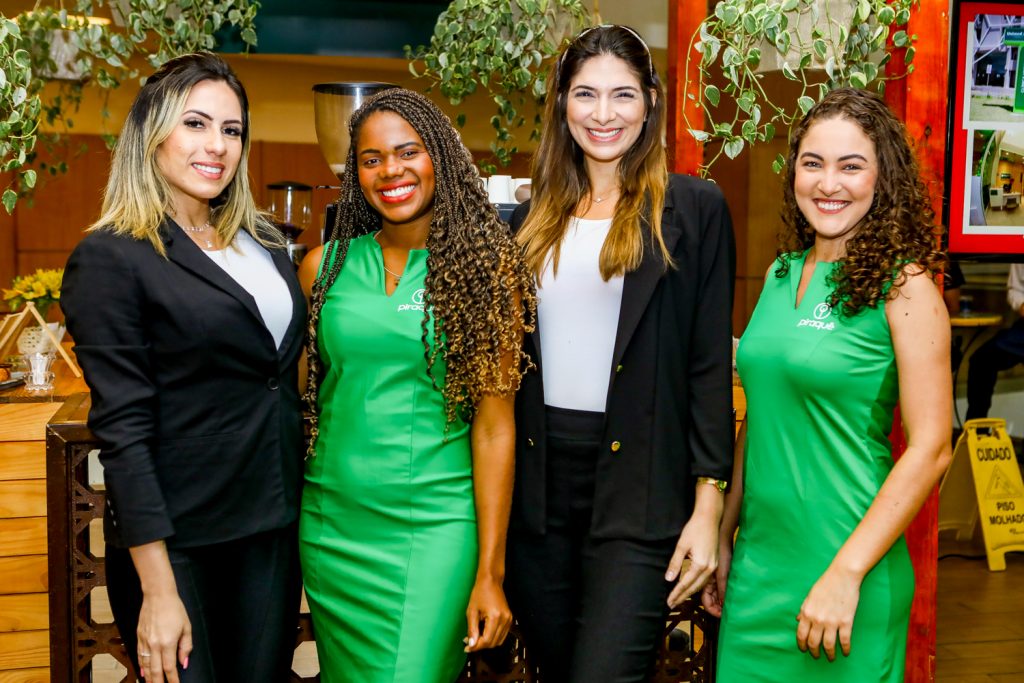 Amanda Andrade, Joana Darc Rocha E Taluana Leite