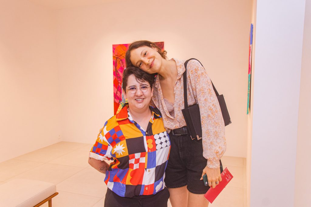 Azuhli E Lais Trussardi