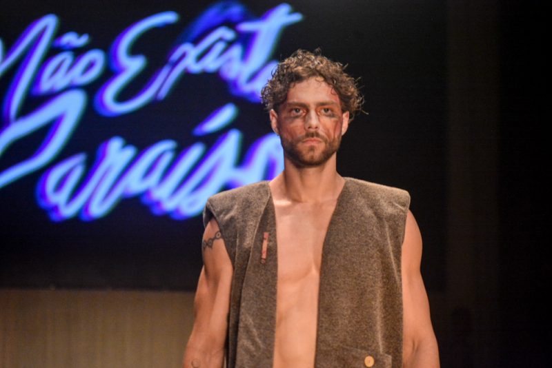 Moda Autoral - Sand Blue brilha na passarela do DFB Festival na segunda noite de desfiles na Praia de Iracema